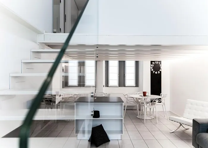 Como City Loft - Bymyhomeincomo